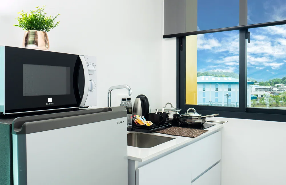 Utopia Central: Cuisine et rangements intégrés