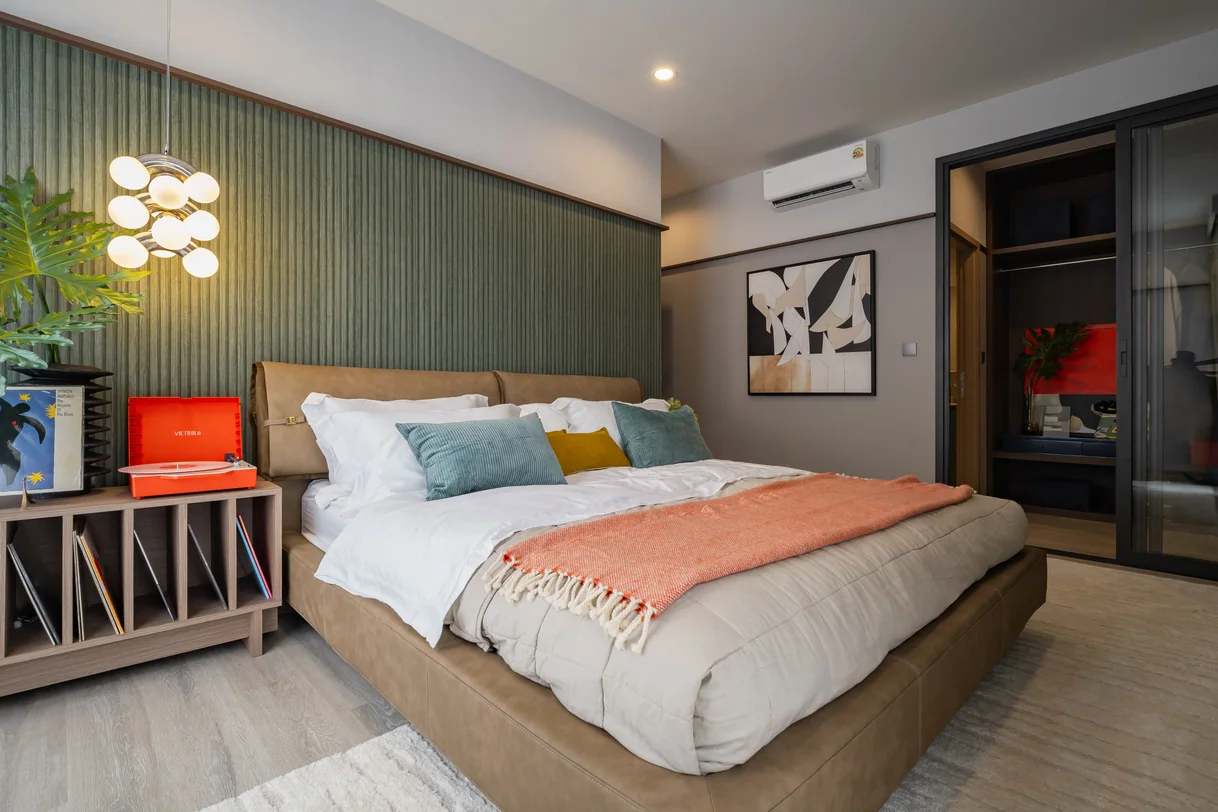 PYNN Soonvijai: Bedroom interior