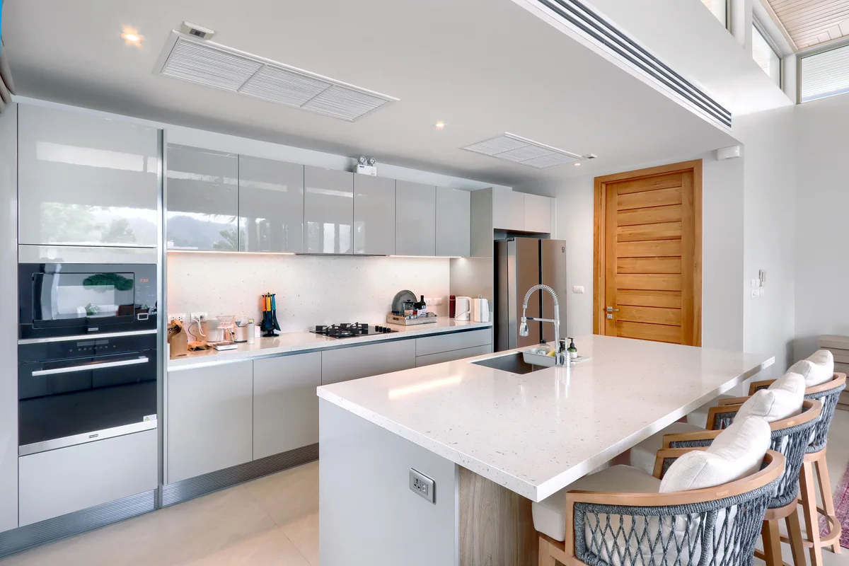 Botanica Lakeside 2: Kitchen and fitted cabinetry