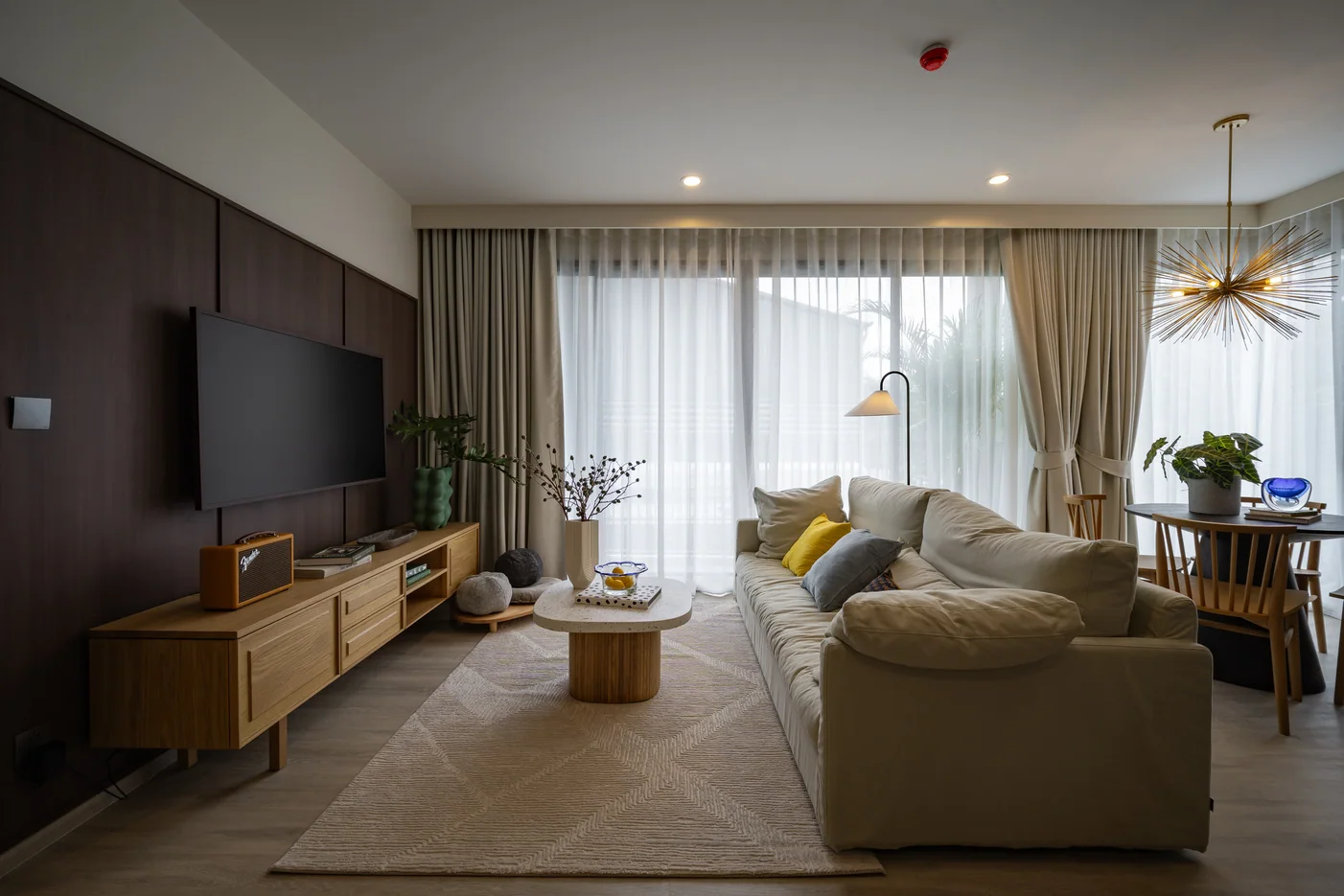 PYNN Soonvijai: Living area