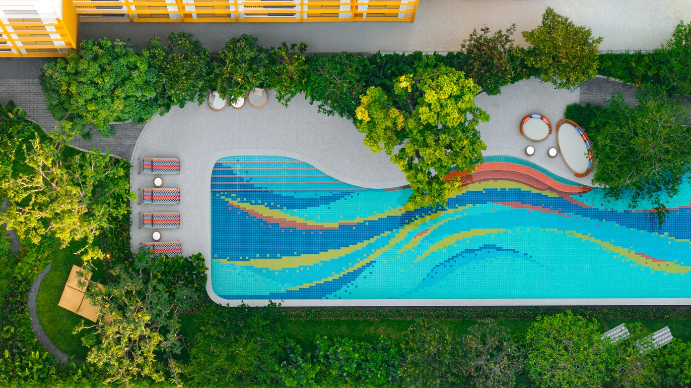 THE BASE Rise: Swimming pool and surrounding deck