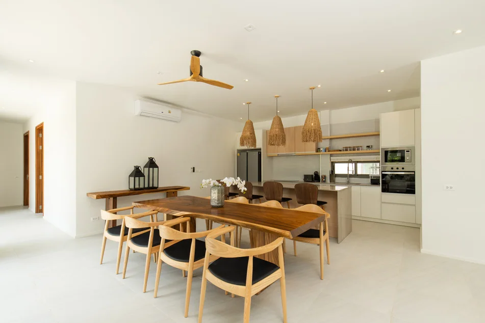 KA Villa: Dining area