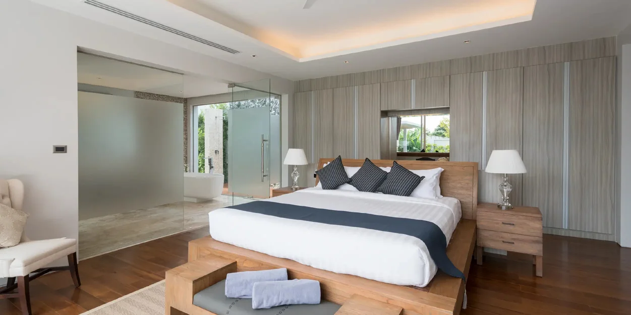Botanica Hillside: Bedroom interior