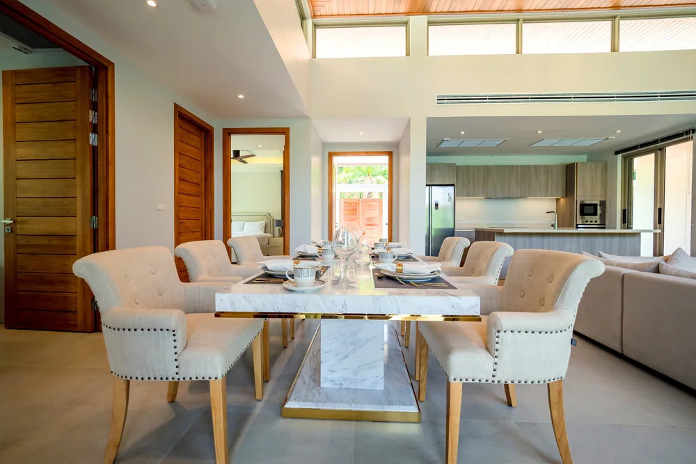Botanica Lakeside 2: Dining area