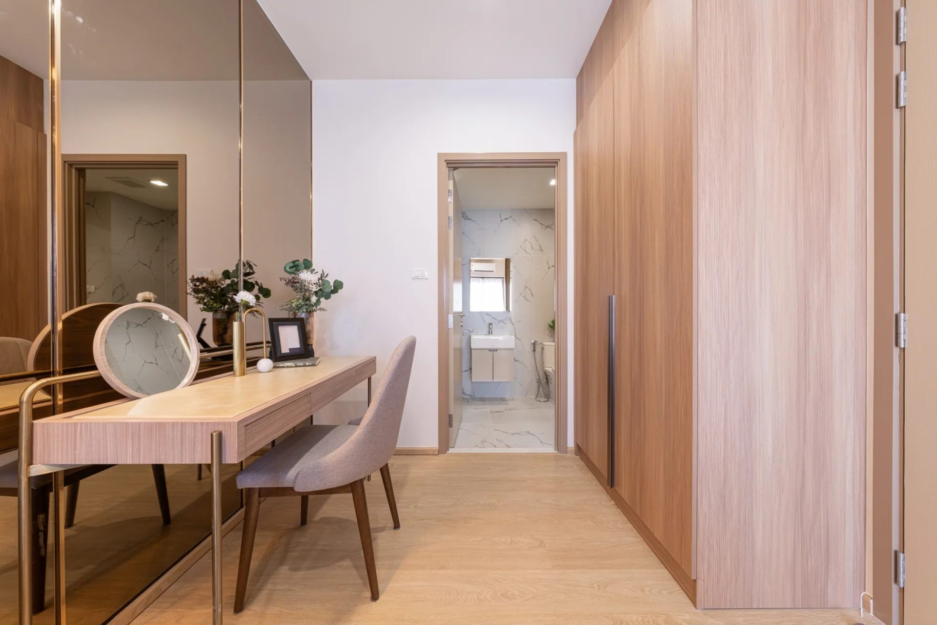 Appartement témoin Executive ; mobilier et finitions à titre indicatif.