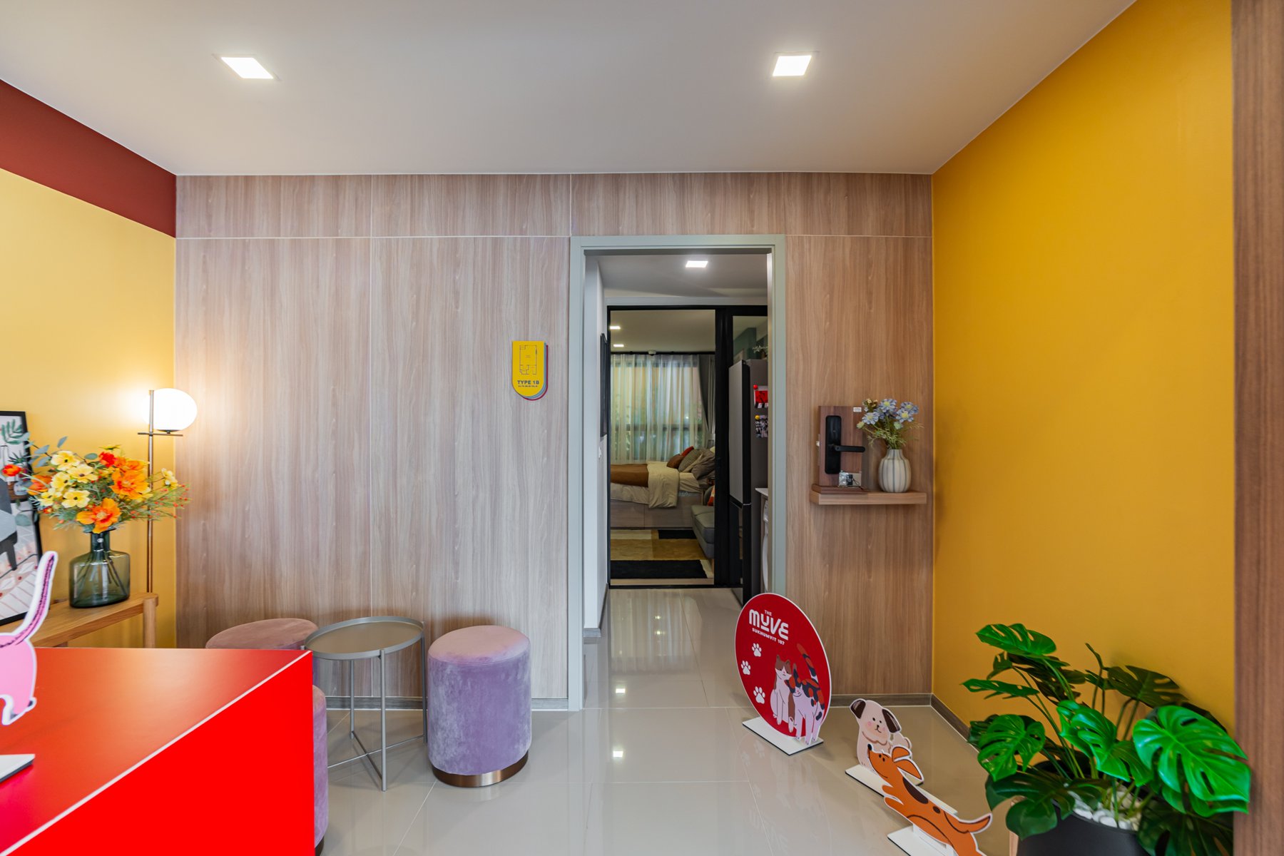 The MUVE Sukhumvit 107: The bright and colorful reception area inside The MUVE Sukhumvit 107.